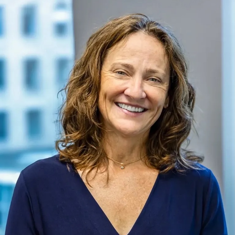 Headshot of Ginger Reynolds